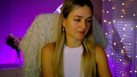 Debora online show from 11.22.25