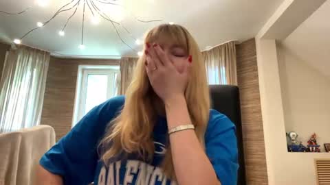 Snapshot of deboraschurer chatting on 07.18.26 Jenny online show from 07.18.26