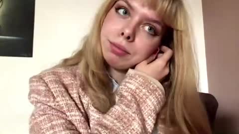 Snapshot of deboraschurer chatting on 07.20.26 Jenny online show from 07.20.26