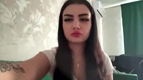 Snapshot of debrahgiuffrida chatting on 07.24.26 Marry online show from 07.24.26