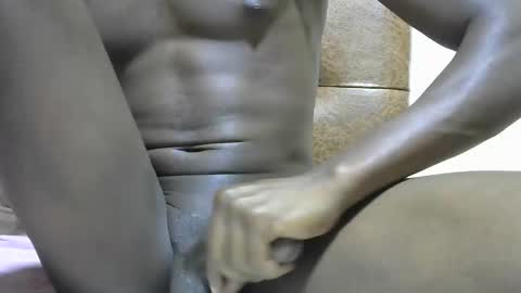 Snapshot of decraze chatting on 12.19.25 decraze online show from 12.19.25