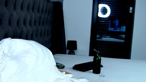 Snapshot of dee_waters chatting on 12.14.24 Tikhomirov old usersname Instagram- tikhomirovandreea17 Twitter DeeaOfficial17 online show from 12.14.24