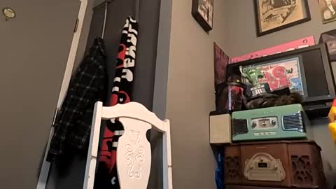 Snapshot of deedeequeen420 chatting on 03.03.25 deedeequeen420 online show from 03.03.25