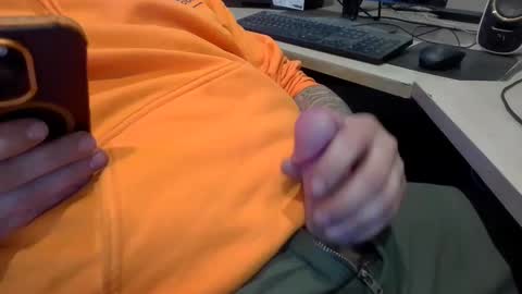 Snapshot of deepstrokes25 chatting on 01.21.25 deepstrokes25 online show from 01.21.25