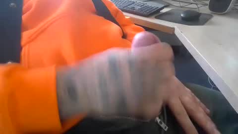 Snapshot of deepstrokes25 chatting on 02.11.25 deepstrokes25 online show from 02.11.25