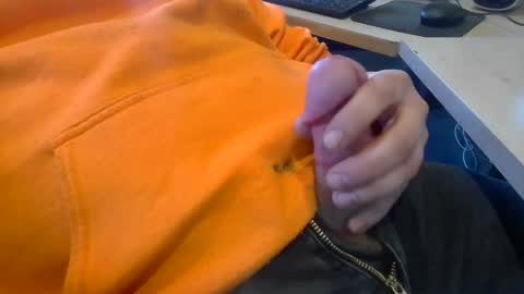 Snapshot of deepstrokes25 chatting on 03.10.25 deepstrokes25 online show from 03.10.25