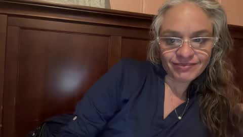 Snapshot of degeneratesaint chatting on 11.08.25 Tori online show from 11.08.25