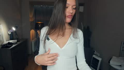 Laura online show from 05.17.26