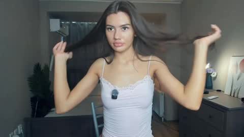 Laura online show from 05.23.26