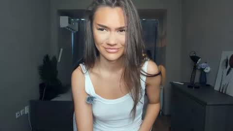 Laura online show from 06.22.26