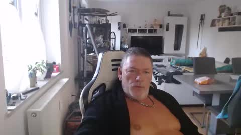 deinprinz2312 online show from 09.16.25