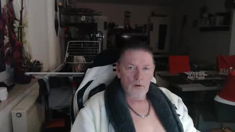 deinprinz2312 online show from 01.13.26