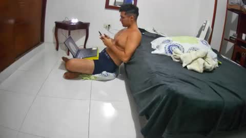 deividellobo online show from 12.23.24