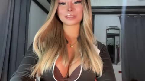 Hello your loving faye 3 online show from 02.04.26