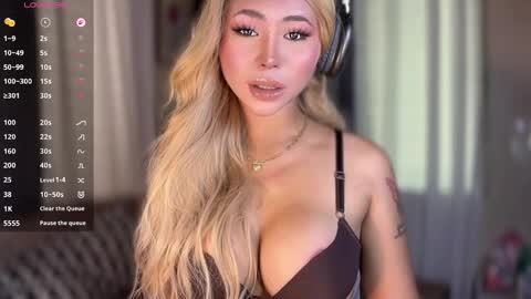 Hello your loving faye 3 online show from 03.26.26