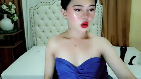Sophie online show from 07.14.26
