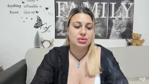 Snapshot of delightfulannemistress chatting on 12.24.24 delightfulannemistress online show from 12.24.24
