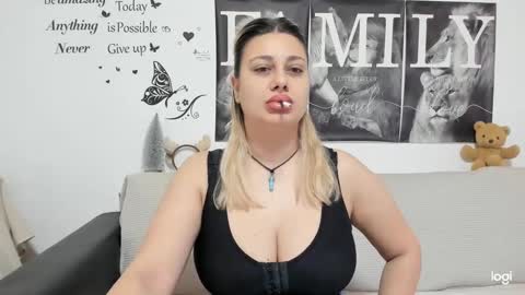 Snapshot of delightfulannemistress chatting on 01.11.25 delightfulannemistress online show from 01.11.25