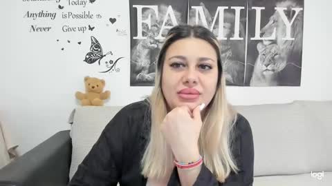 Snapshot of delightfulannemistress chatting on 01.21.25 delightfulannemistress online show from 01.21.25