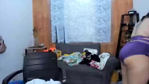 delightfulcurvy online show from 02.05.25