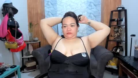delightfulcurvy online show from 02.10.25