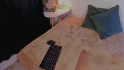 Delilah online show from 02.04.26