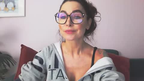 delilah_sweet online show from 11.11.25