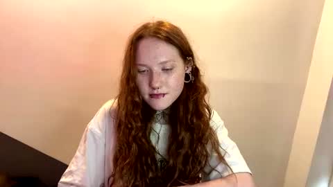 Snapshot of dellastraley chatting on 07.18.26 Aneka online show from 07.18.26