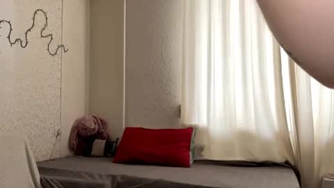 Sia online show from 04.05.26