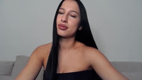 Snapshot of delly_love chatting on 09.14.25 delly_love online show from 09.14.25
