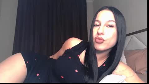 Snapshot of delly_love chatting on 09.19.25 delly_love online show from 09.19.25
