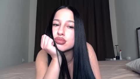 Snapshot of delly_love chatting on 09.26.25 delly_love online show from 09.26.25