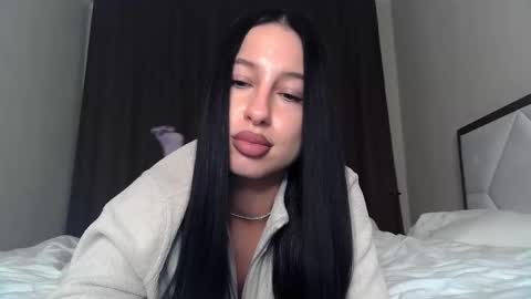 Snapshot of delly_love chatting on 10.12.25 delly_love online show from 10.12.25