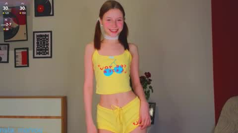 Delora online show from 03.11.25