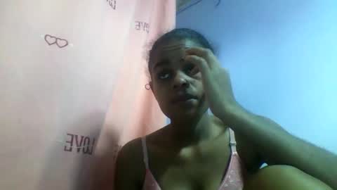 Snapshot of delphineee chatting on 03.29.26 delphine online show from 03.29.26