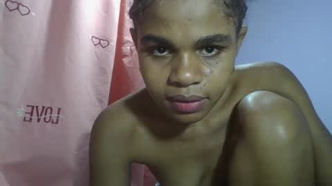 Snapshot of delphineee chatting on 04.05.26 delphine online show from 04.05.26