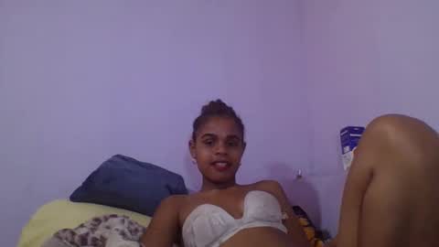 Snapshot of delphineee chatting on 04.13.26 delphine online show from 04.13.26