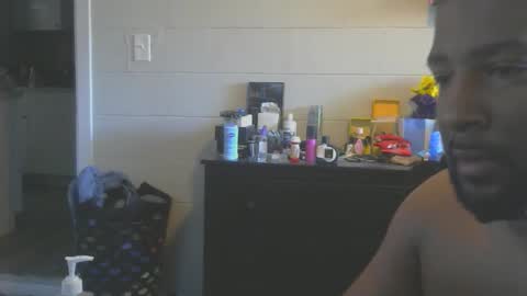 Snapshot of delta7012 chatting on 02.14.25 delta7012 online show from 02.14.25