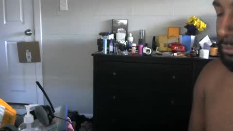 Snapshot of delta7012 chatting on 02.21.25 delta7012 online show from 02.21.25