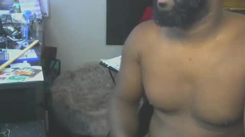 Snapshot of delta7012 chatting on 10.28.25 delta7012 online show from 10.28.25