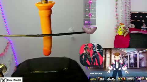 Snapshot of demi_chan chatting on 04.28.26 demiii online show from 04.28.26