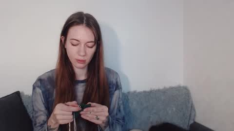 Snapshot of demiamour chatting on 10.30.25 Demi. not your babybabebb and other shit online show from 10.30.25