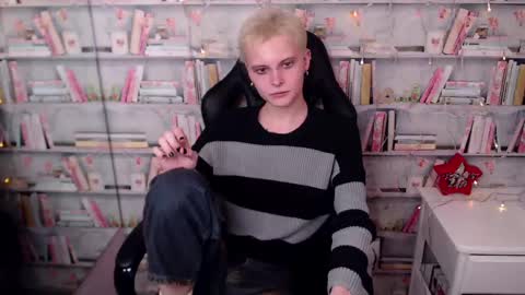 demianenglen online show from 01.16.25