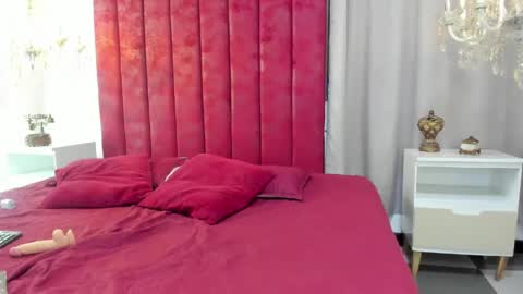 Snapshot of demon_foxx chatting on 04.13.26 online show from 04.13.26