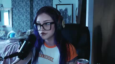 Demoness Mina online show from 10.11.25