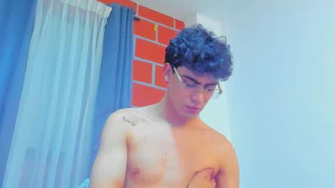 Snapshot of denison_ chatting on 01.07.25 Denison online show from 01.07.25