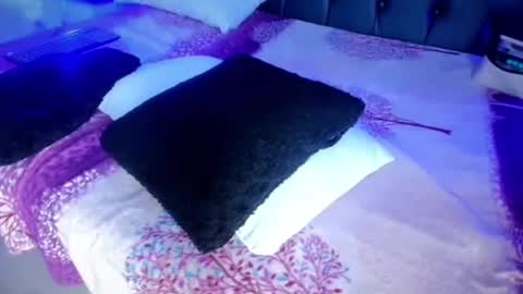 denisse_logan online show from 12.03.25