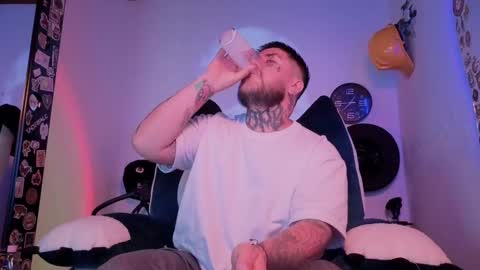 Oliver online show from 09.12.25