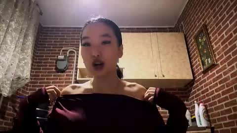 Emma online show from 12.15.25