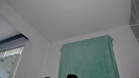 dereckhardd online show from 02.09.26